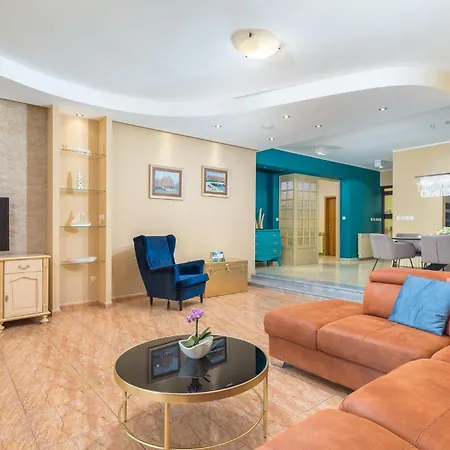 Gorgeous In Сasa de vacaciones *