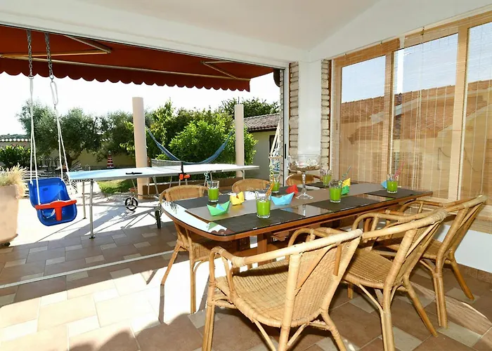 Gorgeous In Сasa de vacaciones Pula